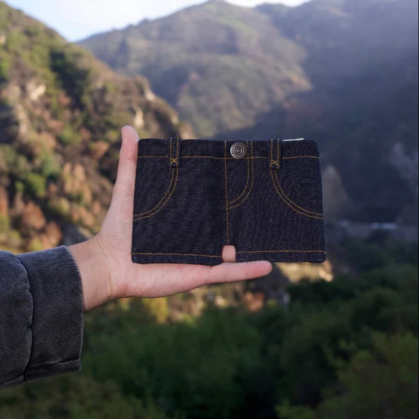 SHORTS -  WALLET