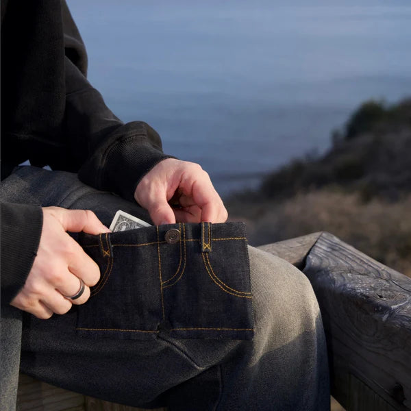 SHORTS -  WALLET