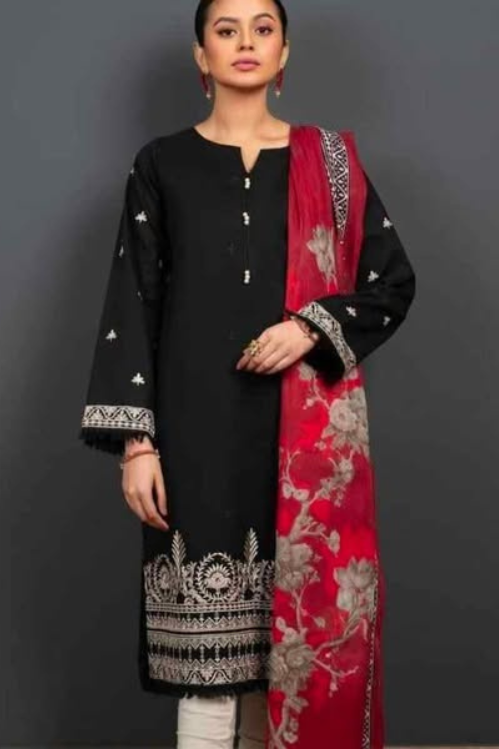 3pc Lawn Heavy Embroidered