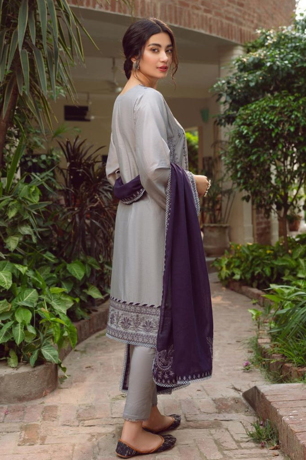 3pc Lawn Heavy Embroidered