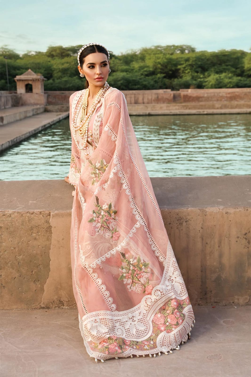 Lawn Embroidered Chickankari Unstiched 3pc